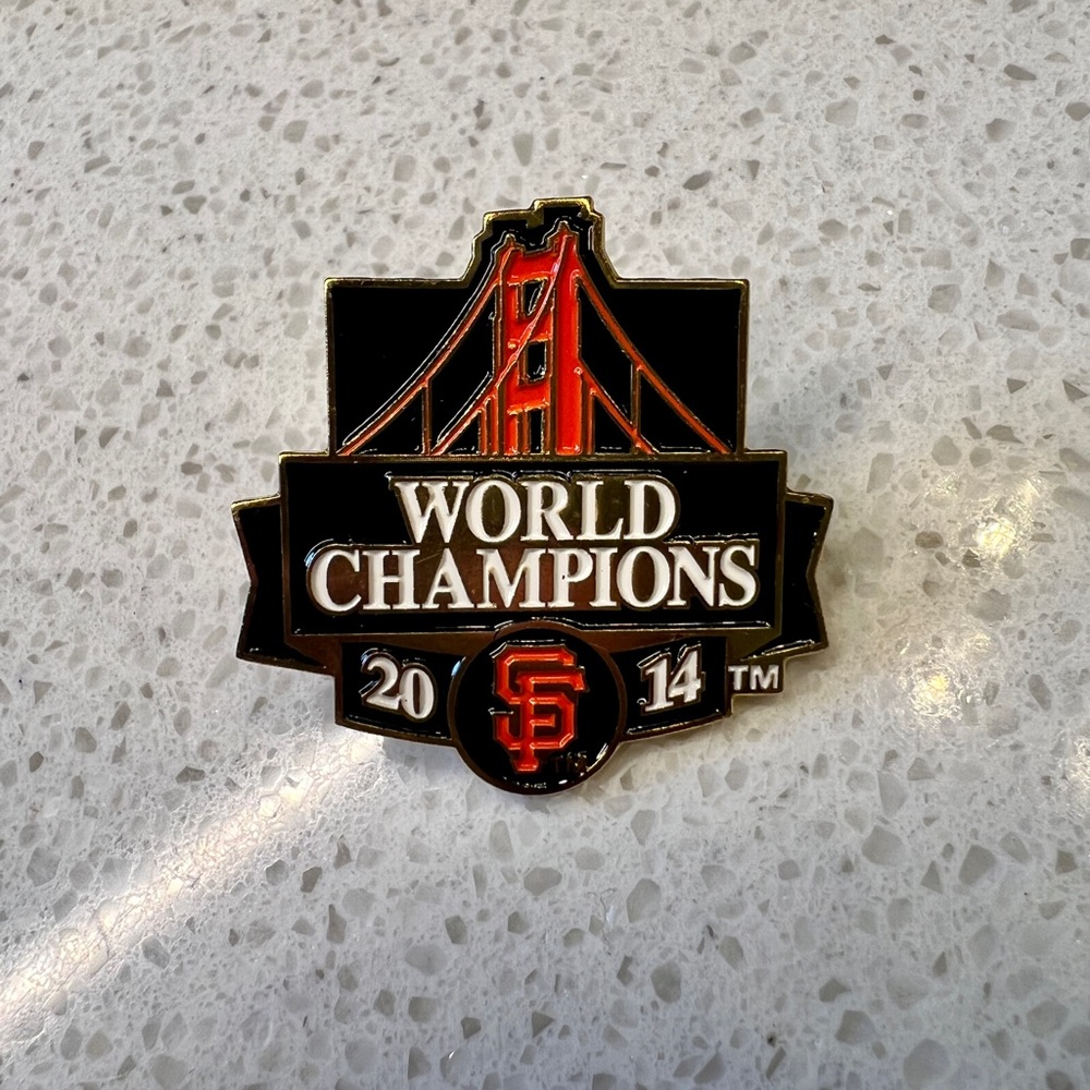 SF Giants World Champions Pin